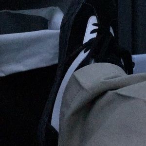 Meet your Posher, Sebastian